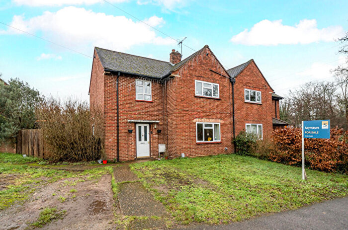 3 Bedroom Semi Detached House For Sale In Maple Grove, Guildford, Surrey, GU1