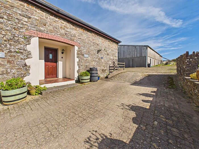 3 Bedroom Barn Conversion For Sale In Houndapitt Farm, Stibb, EX23