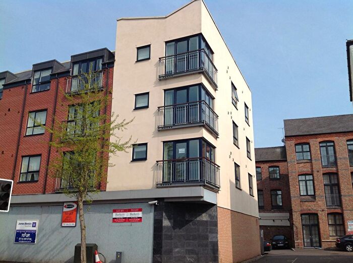 2 Bedroom Flat To Rent In Brabbs Gate, Braunstone Gate, Leicester, LE3