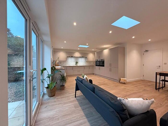 6 Bedroom Semi-Detached House To Rent In Ranworth Road, Norwich, Norfolk, NR5