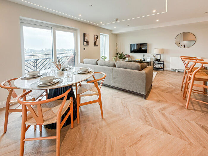 2 Bedroom Apartment To Rent In Princes Street, Dorchester, DT1