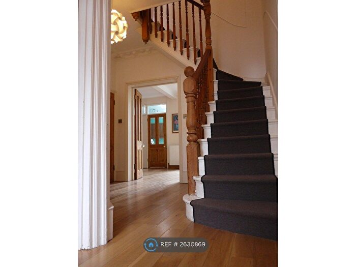 4 Bedroom Semi-Detached House To Rent In Morley Road, London, SE13