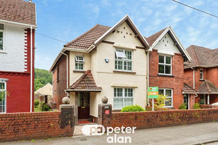 3 Bedroom Terraced House For Sale In Chain Walk, Glynneath, Neath, SA11