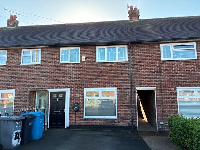 3 Bedroom House To Rent In Kennet Road, Hull, HU8