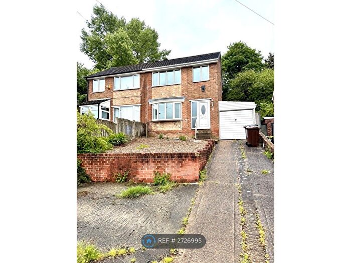 3 Bedroom Semi-Detached House To Rent In Jardine Close, Sheffield, S9