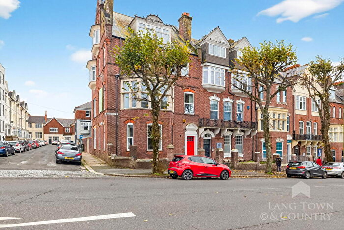 1 Bedroom Apartment For Sale In Queen Anne Terrace, North Hill, Plymouth., PL4