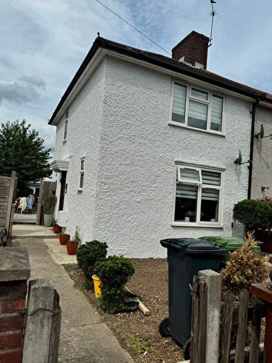 2 Bedroom Detached House To Rent In Alibon Road, Dagenham, RM10