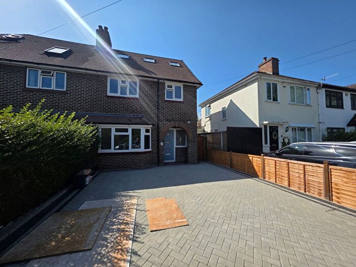 5 Bedroom Semi-Detached House To Rent In Avenue Gardens, Horley, RH6