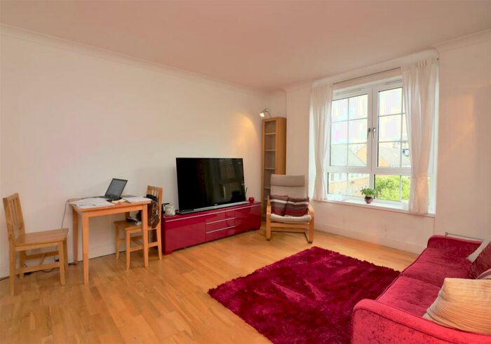 1 Bedroom Apartment To Rent In Papermill Wharf, Limehouse, E14
