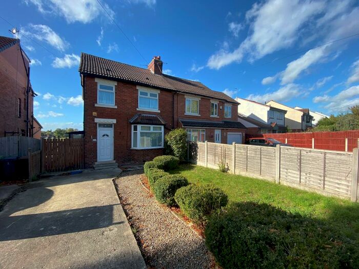 3 Bedroom House To Rent In Talbot Road, Leeds, LS8