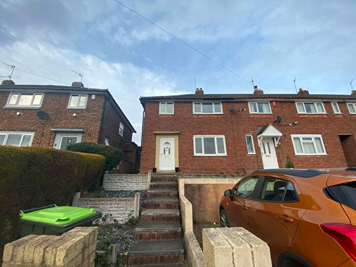 3 Bedroom House To Rent In Sheepfold Close, Rowley Regis, B65
