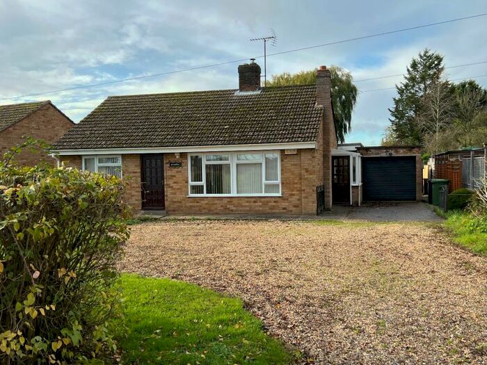 3 Bedroom Bungalow To Rent In St. Marys Road, West Walton, Wisbech, PE14