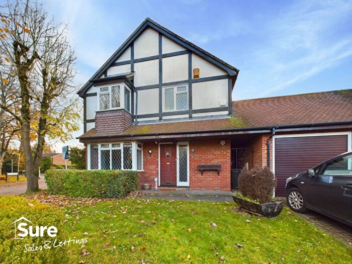 3 Bedroom Detached House To Rent In Trinity Walk, Hemel Hempstead, Hertfordshire, HP2
