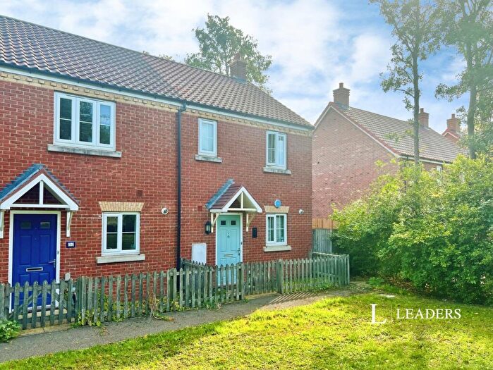 2 Bedroom Semi-Detached House To Rent In Haven Walk, PE11