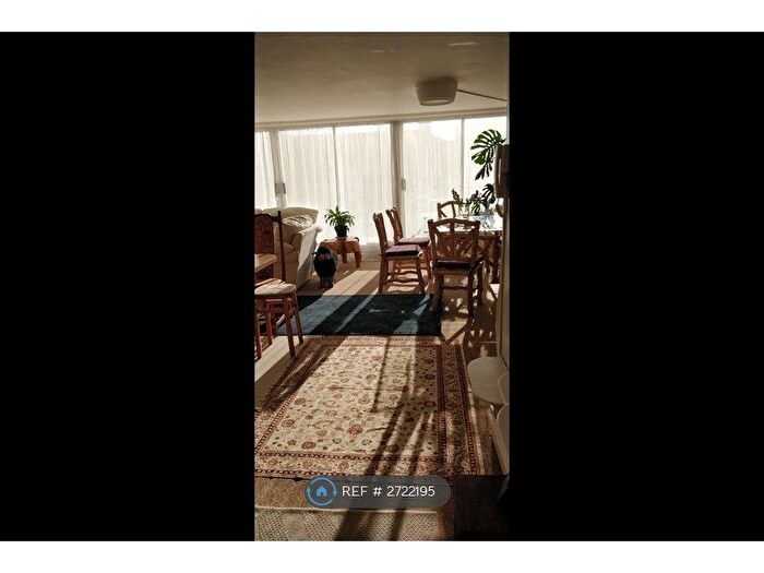 2 Bedroom Flat To Rent In Clifton Redland, Bristol, BS2