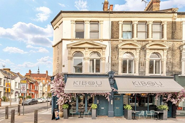 1 Bedroom Flat For Sale In Northcote Road, London, SW11