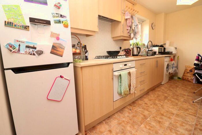 2 Bedroom Flat To Rent In Finsbury Court, Bolton, BL1