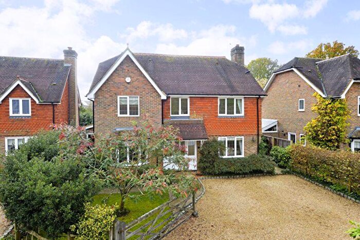 5 Bedroom Detached House For Sale In Hatch Close, Alfold, GU6