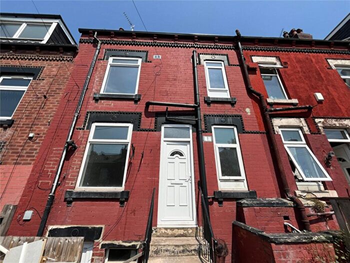 3 Bedroom Terraced House To Rent In Ashton Terrace, Harehills, Leeds, LS8