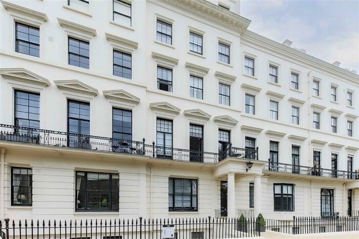 4 Bedroom Flat To Rent In Hyde Park Gardens, London, W2
