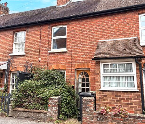 2 Bedroom Terraced House For Sale In Church Road, Hildenborough, Tonbridge, TN11