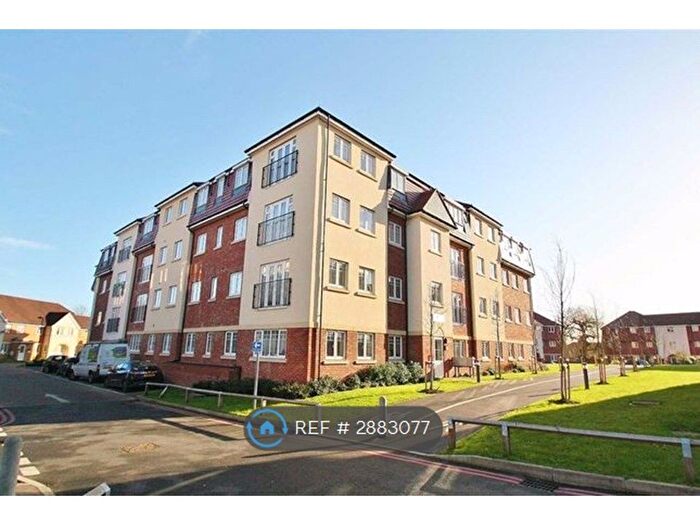 1 Bedroom Flat To Rent In Windings House, Morden, SM4