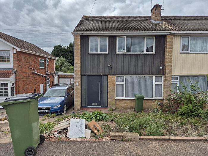 3 Bedroom Semi-Detached House For Sale In Lubbesthorpe Road, Leicester, Leicestershire, LE3