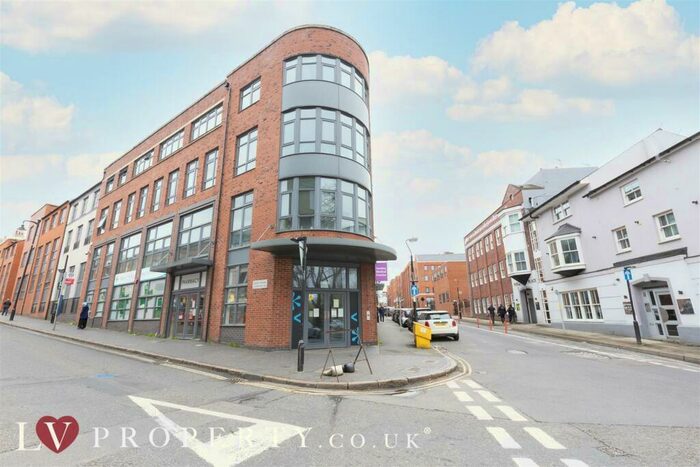 1 Bedroom Apartment To Rent In Lion Court, Warstone Lane, Birmingham, B18