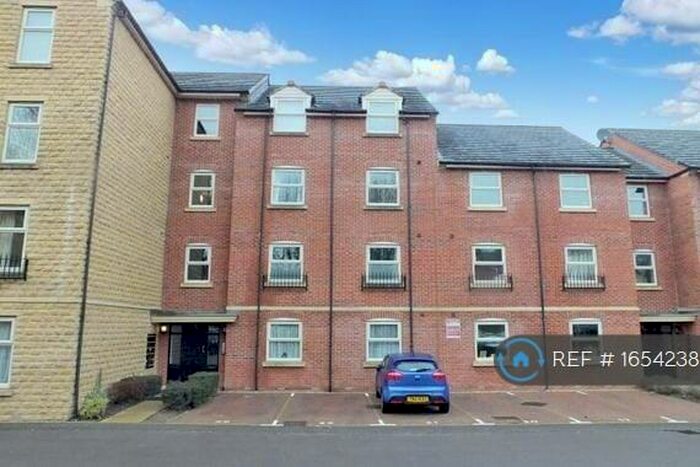 2 Bedroom Flat To Rent In Woodseats Mews, Sheffield, S8