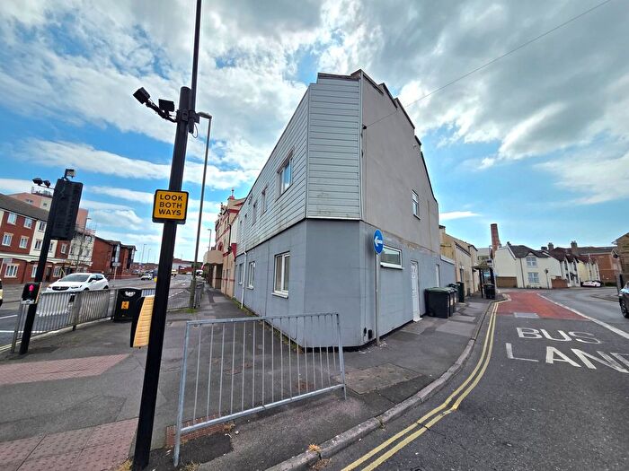 2 Bedroom Flat To Rent In Forton Road, Gosport, PO12