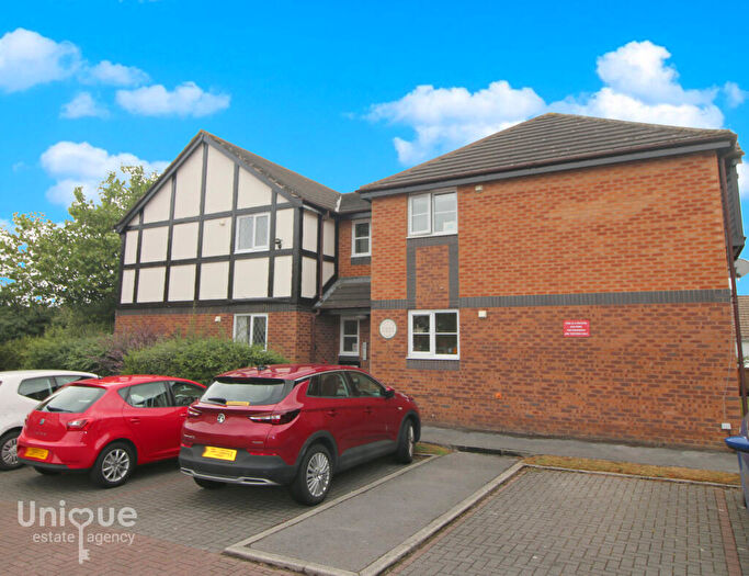 1 Bedroom Apartment For Sale In Greenfinch Court, Herons Reach, Blackpool, FY3