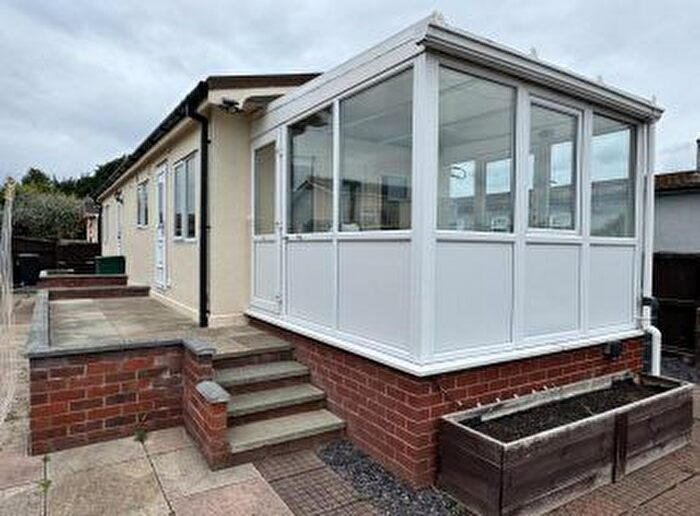 2 Bedroom Park Home For Sale In Willow Park, Gladstone Way, Mancot, Deeside, CH5