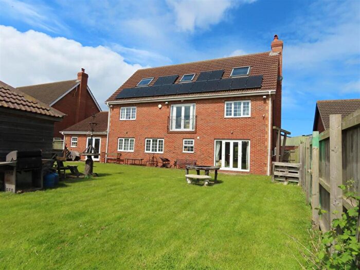 7 Bedroom Detached House For Sale In Castle Island Way, North Seaton, Ashington, NE63