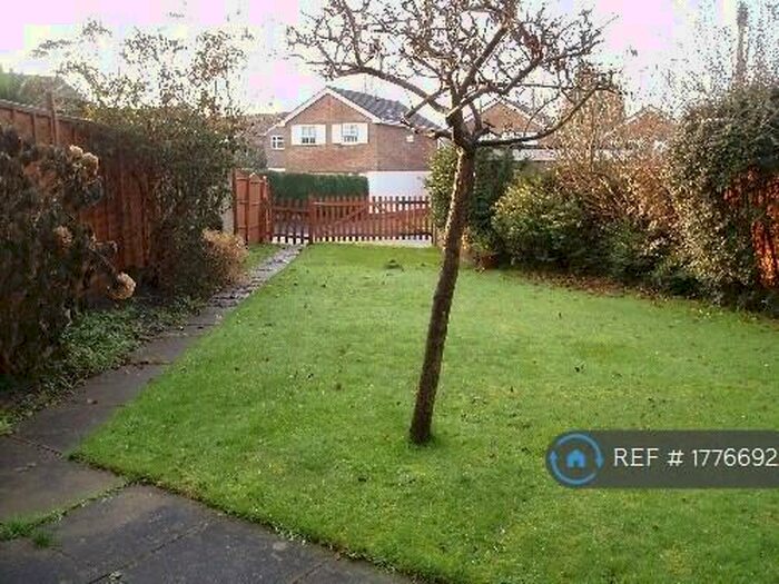 3 Bedroom Detached House To Rent In Seabridge Road, Newcastle-Under-Lyme, ST5