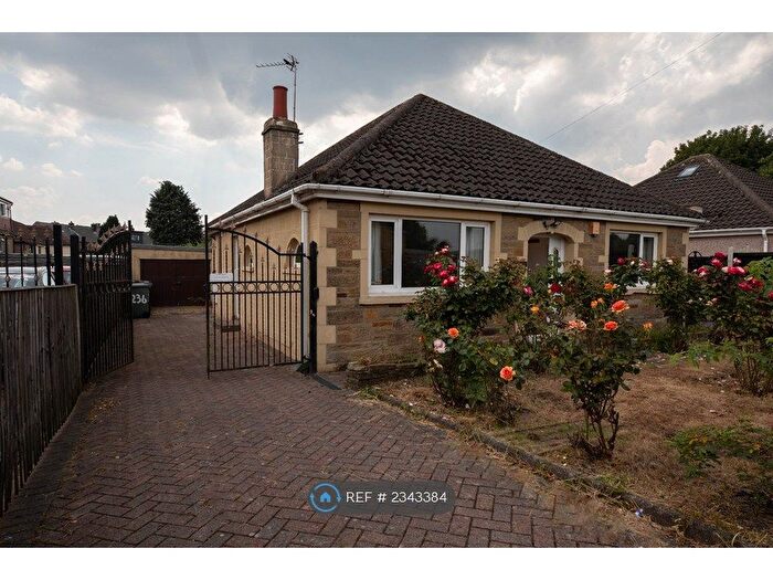 2 Bedroom Bungalow To Rent In Gain Lane, Bradford, BD3
