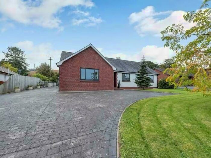 4 Bedroom Detached Bungalow For Sale In Heol Dolanog, Ciliau Aeron, Near Aberaeron, SA48