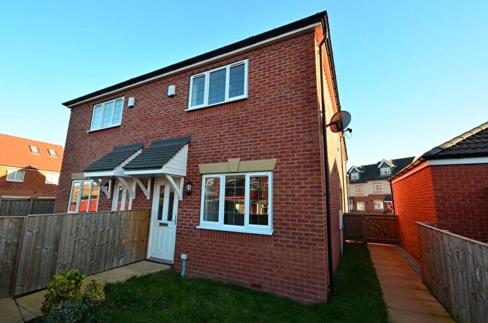 2 Bedroom Semi-Detached House To Rent In Grove Way, Hemsworth, WF9