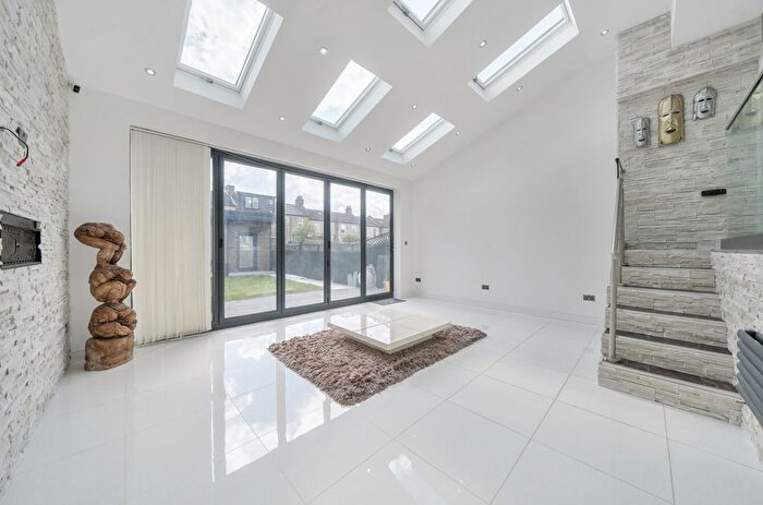 4 Bedroom Terraced House For Sale In Fordel Road, London, SE6