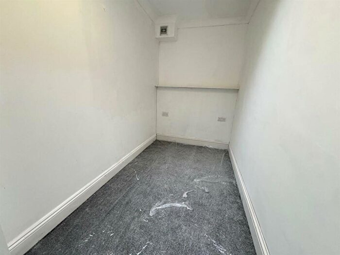 1 Bedroom Flat To Rent In Holland Street, Brighton, BN2