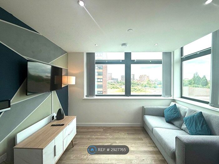 1 Bedroom Flat To Rent In Seymour Grove, Manchester, M16