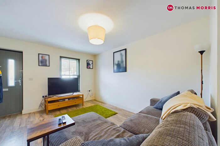 2 Bedroom Terraced House To Rent In Church Street, St. Neots, PE19
