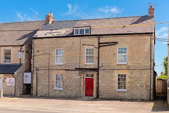 1 Bedroom Apartment For Sale In Banbury Road, Kidlington, OX5