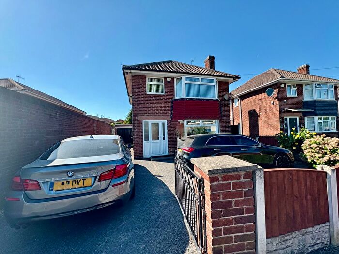 3 Bedroom Property To Rent In Robins Wood Road, Nottingham, NG8