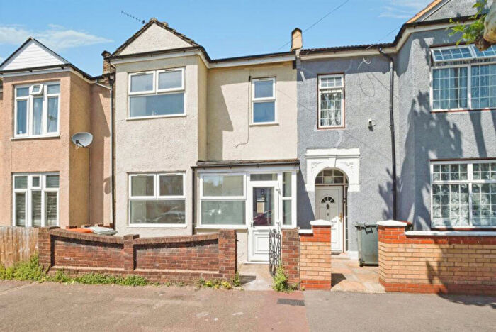 3 Bedroom Terraced House To Rent In Eversleigh Road, London, London, E6