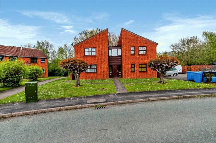 1 Bedroom Flat To Rent In Jedburgh Avenue, Wolverhampton, Staffordshire, WV6