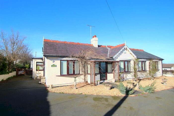 5 Bedroom Detached Bungalow For Sale In Bryntirion Road, Bagillt, CH6