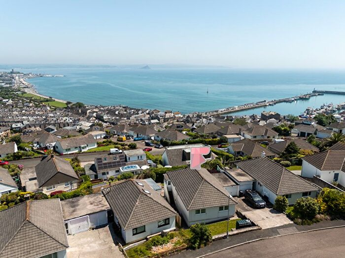 4 Bedroom Link Detached House For Sale In Lower Gurnick Road, Newlyn, TR18