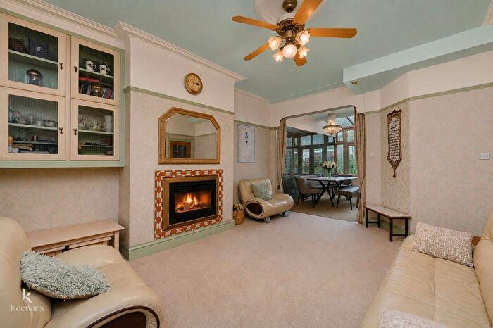 4 Bedroom Terraced House For Sale In Queens Road, Blackburn, BB1