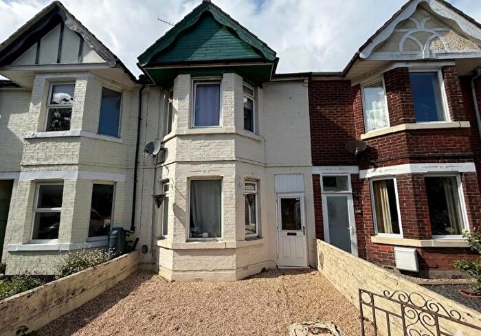 5 Bedroom Terraced House For Sale In Southampton Road, Eastleigh, Hampshire, SO50