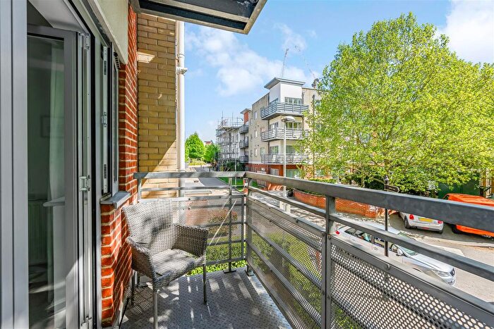 2 Bedroom Flat For Sale In Bedgebury Court, Hawker Place, Walthamstow, E17